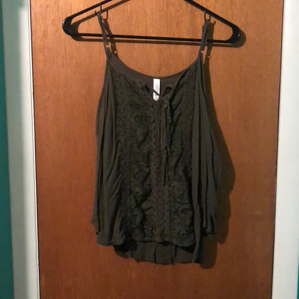 Green crop top